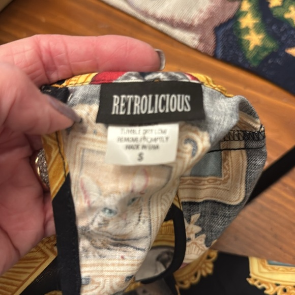 RETROLICIOUS CAT LADY PORTRAIT DRESS. SIZE S - Picture 8 of 12